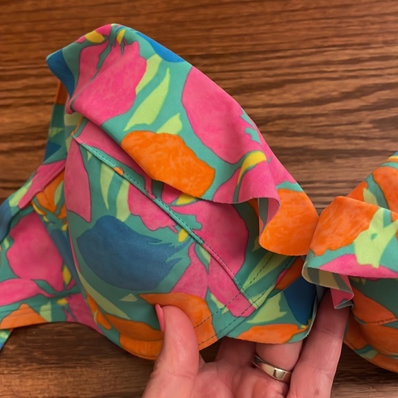 AERIE BIKINI SWIMSUIT SET. Ruffle BLAKELY BRA sz 36C / CHEEKY COUPE BOTTOM sz L - Picture 3 of 10